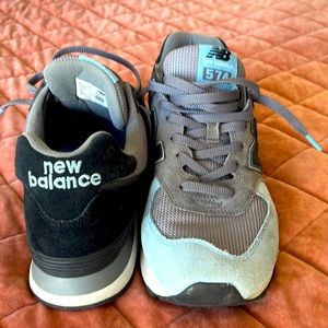 Men’s New Balance Classic 574 Size 9.5 Baby Blue Shoes